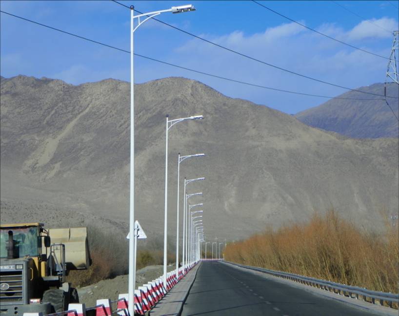 西藏山南地区130W路灯工程案例